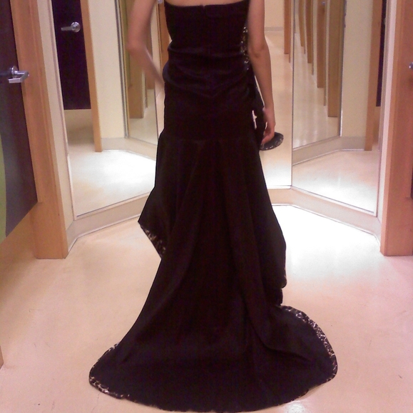 Windsor Black Leopard High Low Dress - Picture 7 of 12